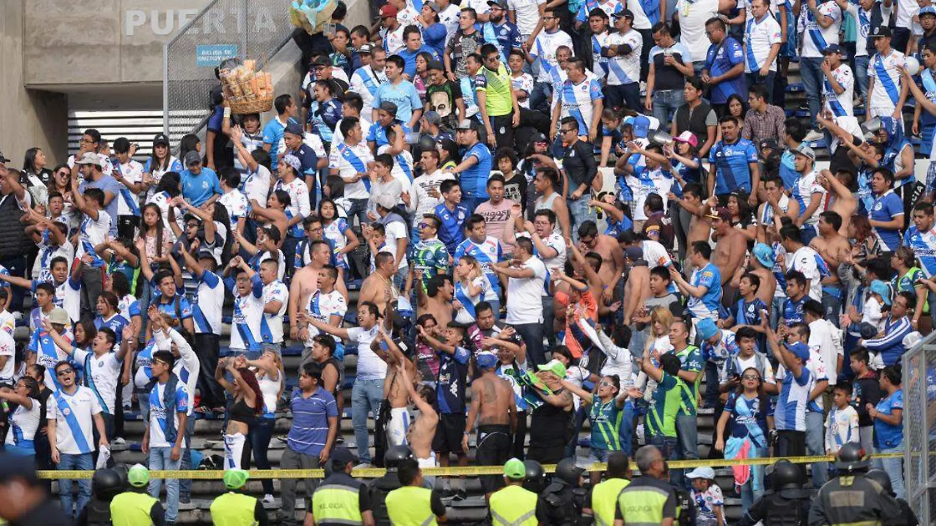 Protocolos de ingreso, encapsulado dentro del estadio y de salida debieran de vivir las barras